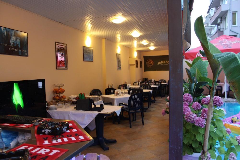 Italia Hotel Nesebar Eksteriør bilde